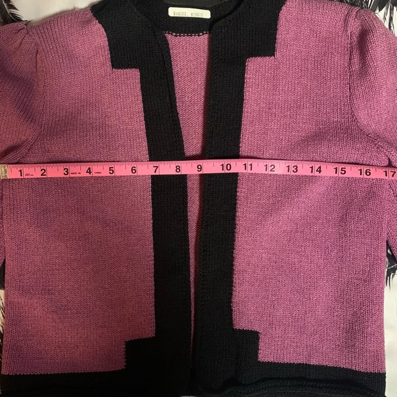 Adorable VINTAGE Cardigan - Picture 11 of 12